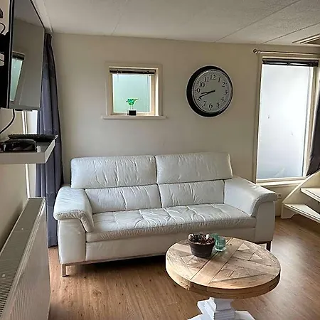 Zandwerven 23 Guest house